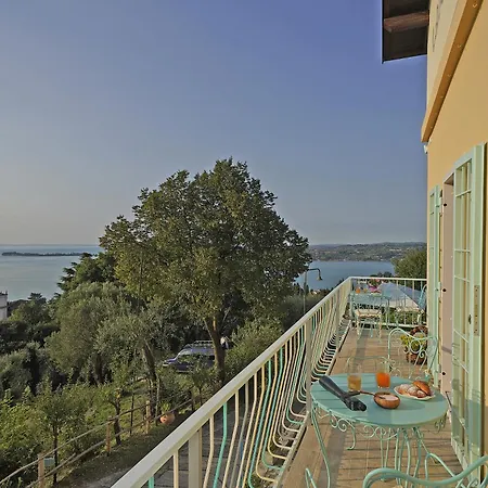 La Casa Degli Artisti Gardone Riviera